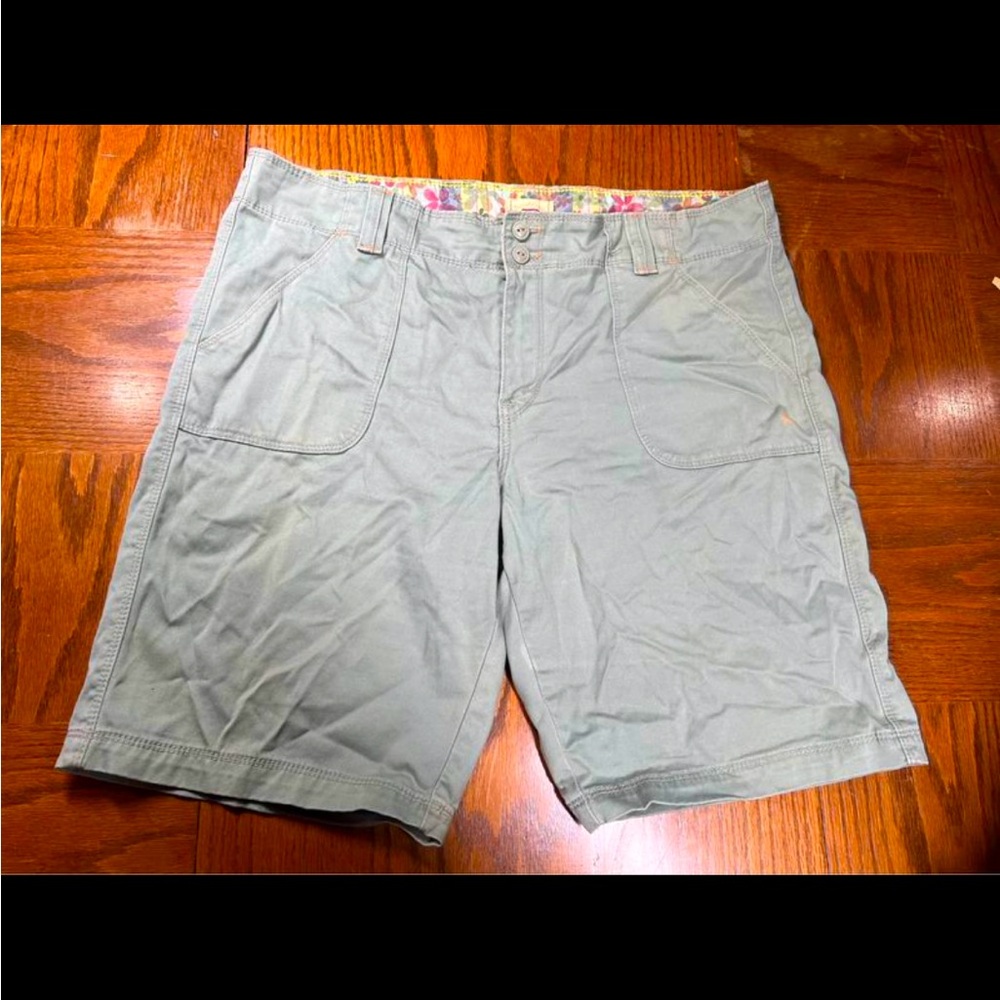 Women's LEVI'S Tab Twills Size
16